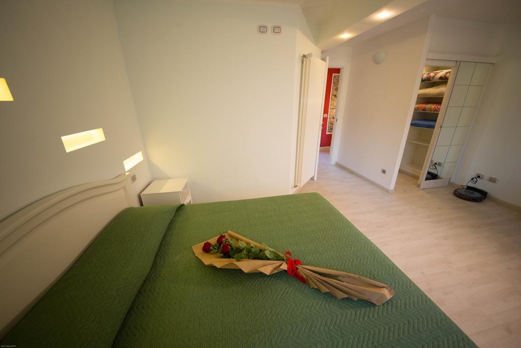 Residenza Il Gelsomino Lägenhet Cantello Rum bild