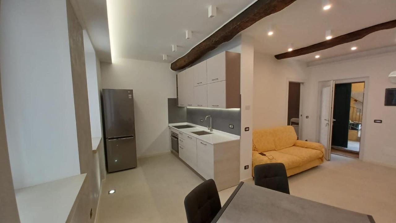 Residenza Il Gelsomino Lägenhet Cantello Exteriör bild